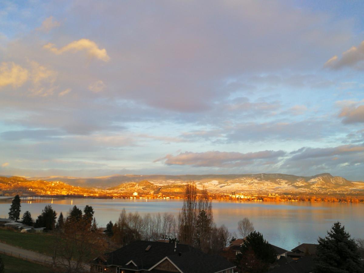 Lakeview Oasis Bed And Breakfast West Kelowna Exteriér fotografie